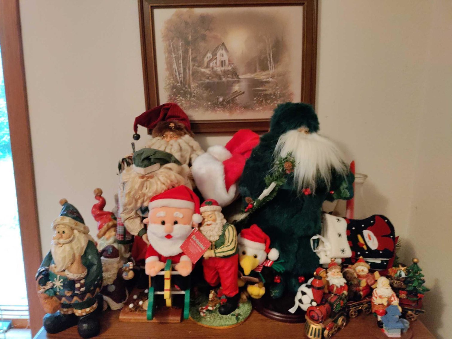 Image for Hand Tools, Clocks, Kitchen Items, Calipers, Decor, Exercise Equipment, Furniture, Power Tools, Lawn Mower, Ladders - Online Estate Auction