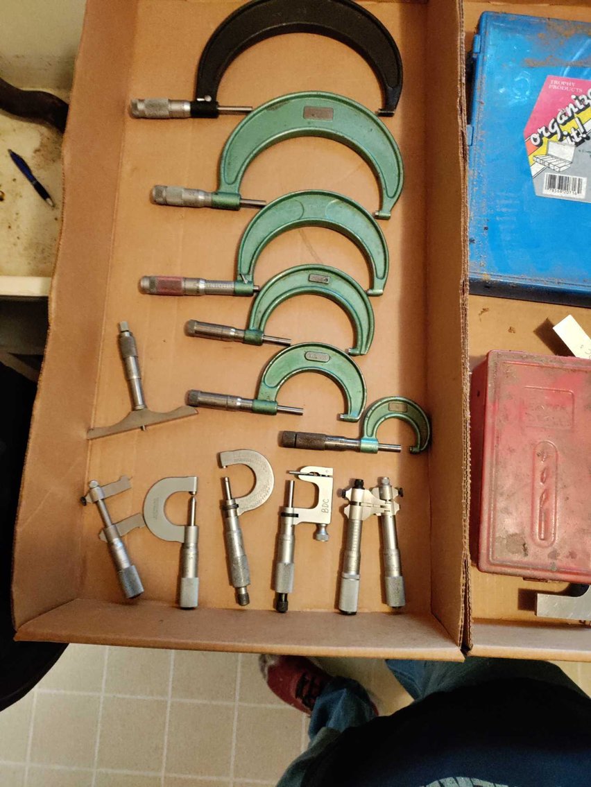 Image for Hand Tools, Clocks, Kitchen Items, Calipers, Decor, Exercise Equipment, Furniture, Power Tools, Lawn Mower, Ladders - Online Estate Auction