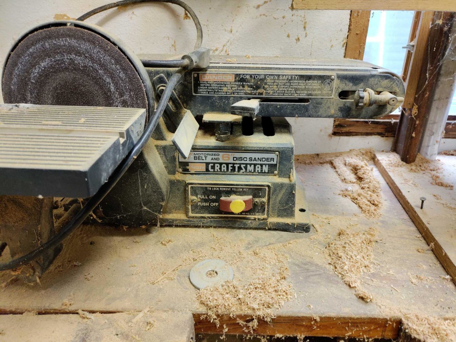 Image for Hand Tools, Clocks, Kitchen Items, Calipers, Decor, Exercise Equipment, Furniture, Power Tools, Lawn Mower, Ladders - Online Estate Auction