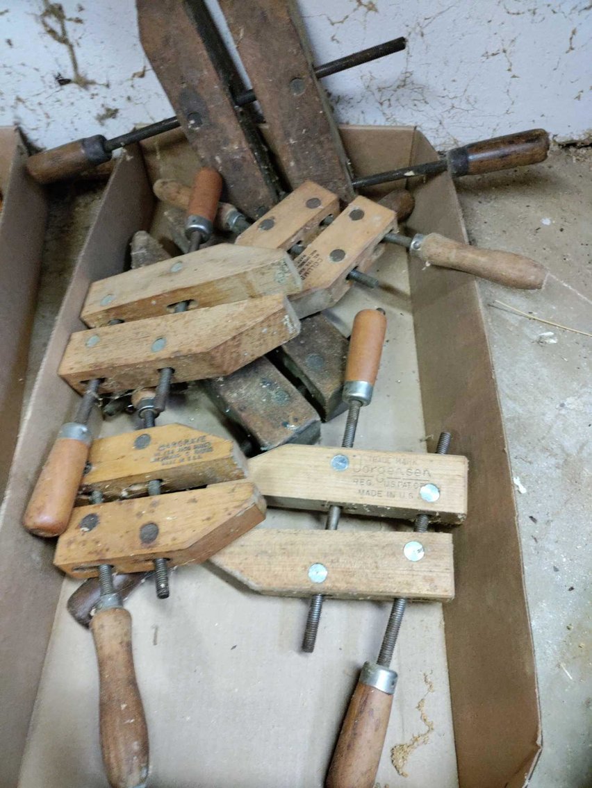 Image for Hand Tools, Clocks, Kitchen Items, Calipers, Decor, Exercise Equipment, Furniture, Power Tools, Lawn Mower, Ladders - Online Estate Auction