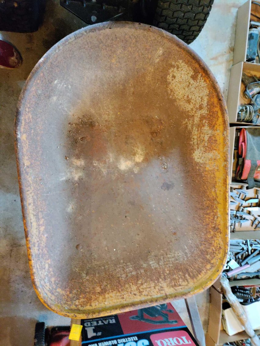 Image for Hand Tools, Clocks, Kitchen Items, Calipers, Decor, Exercise Equipment, Furniture, Power Tools, Lawn Mower, Ladders - Online Estate Auction