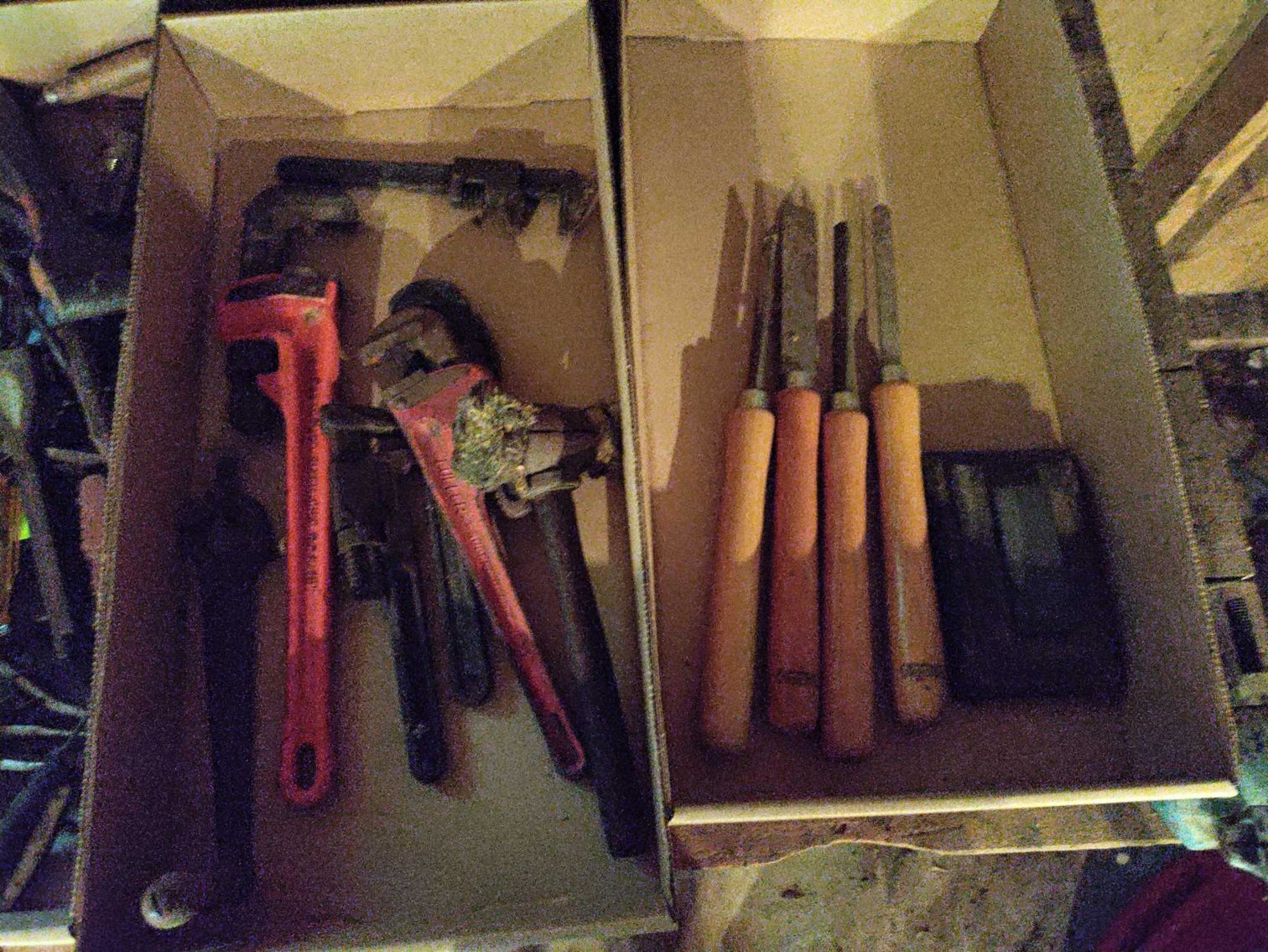 Image for Hand Tools, Clocks, Kitchen Items, Calipers, Decor, Exercise Equipment, Furniture, Power Tools, Lawn Mower, Ladders - Online Estate Auction