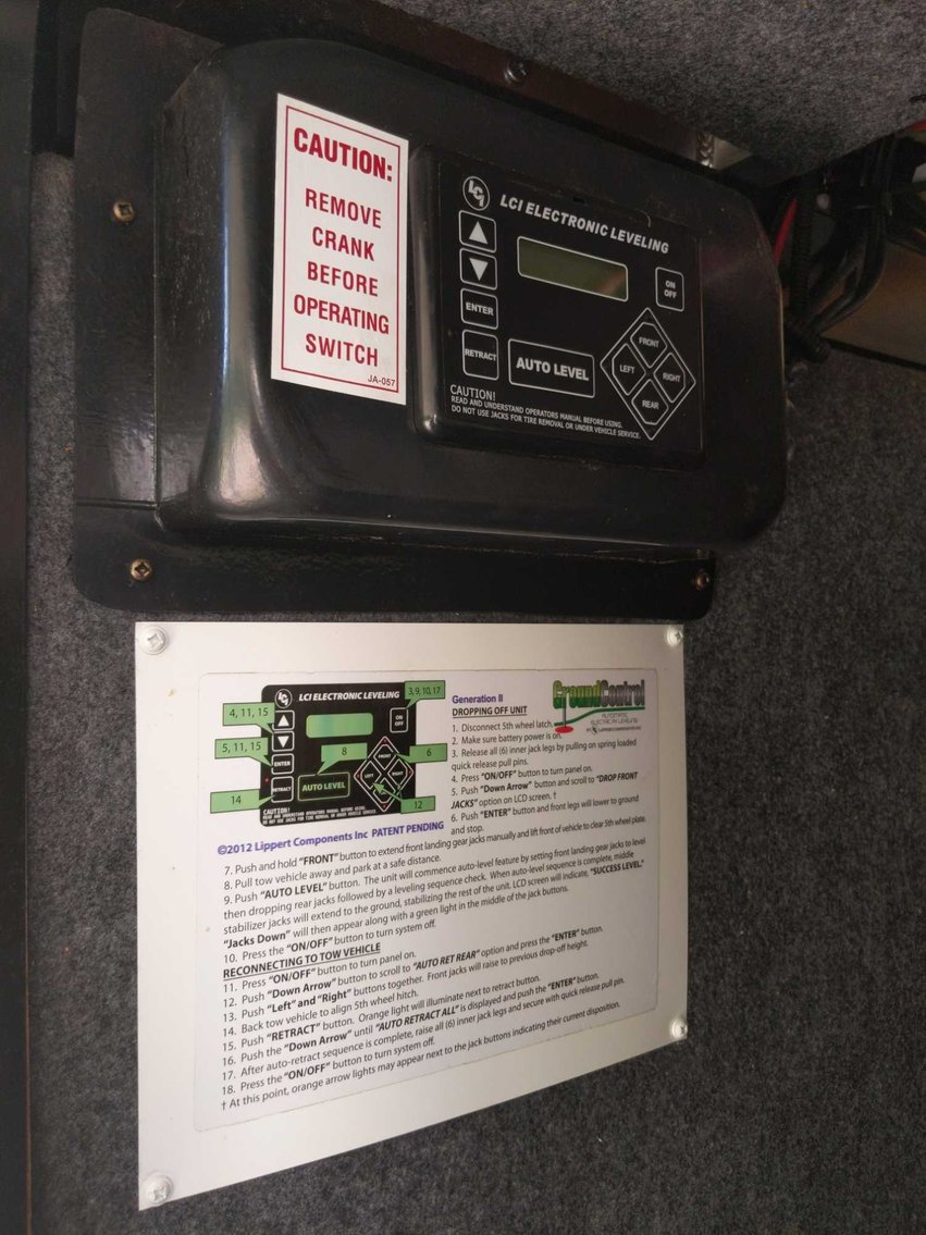 Image for Luxury 38' Jayco Pinnacle 5th Wheel