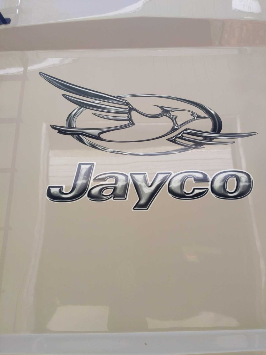 Image for Luxury 38' Jayco Pinnacle 5th Wheel