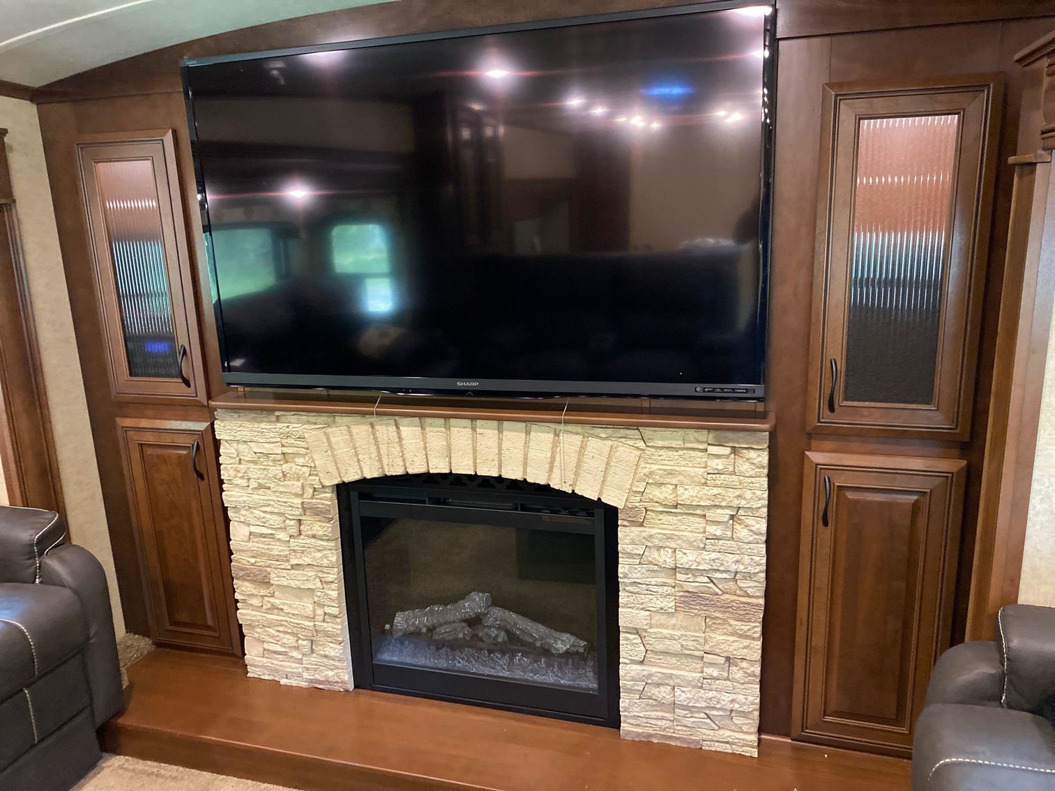 Image for Luxury 38' Jayco Pinnacle 5th Wheel