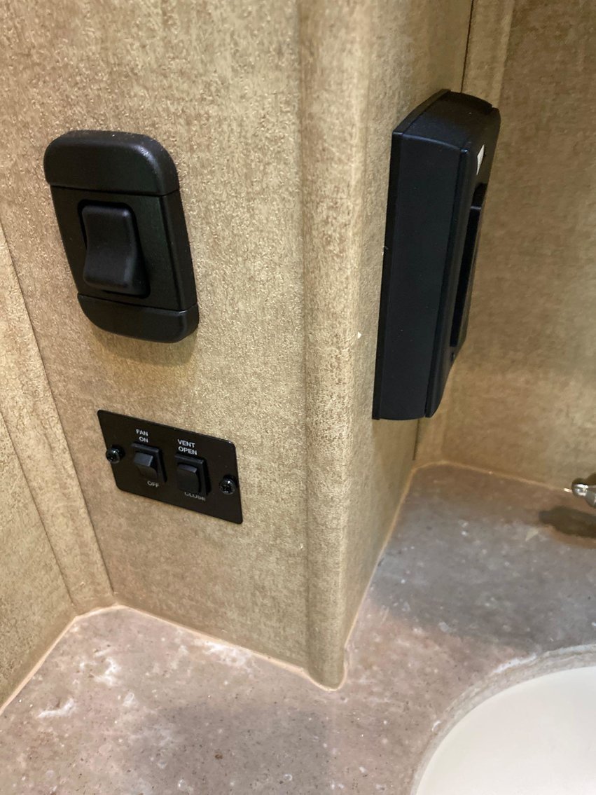 Image for Luxury 38' Jayco Pinnacle 5th Wheel