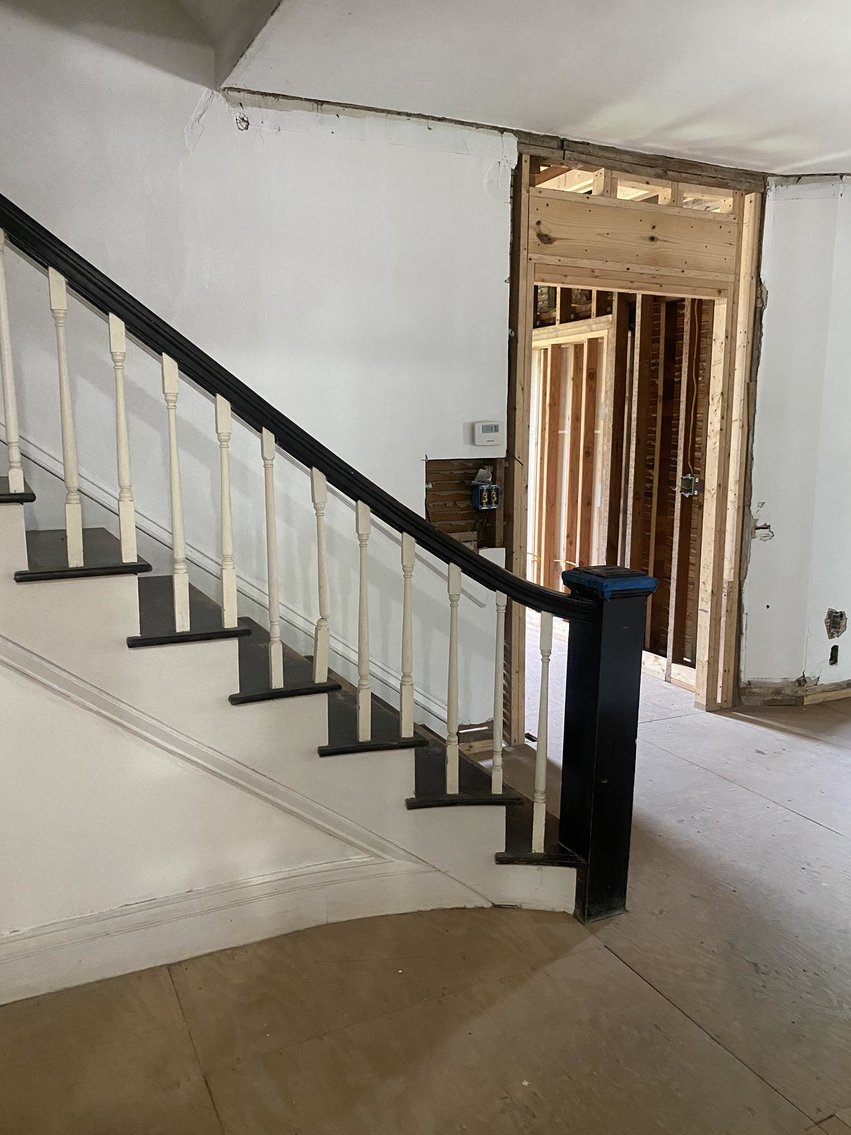 Image for SOLD $220,000 - 9,000+/- Sq Ft Classic Style Home in South Hills