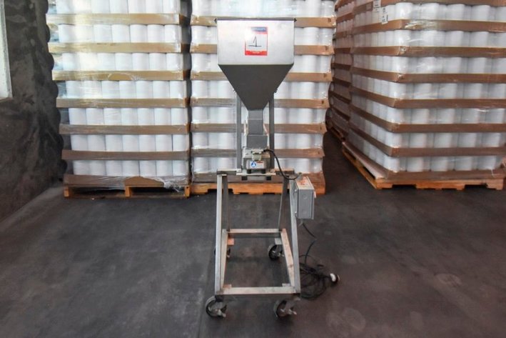 Image for ***SOLD*** MJK0651 Eriez Vibratory Feeder and Hopper