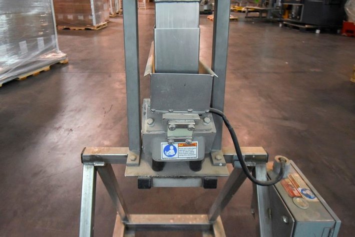 Image for ***SOLD*** MJK0651 Eriez Vibratory Feeder and Hopper