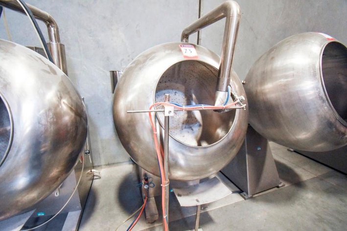 Image for ***SOLD*** MJK0658 Coating Pan with Hot Air Blower and Spray Dryer