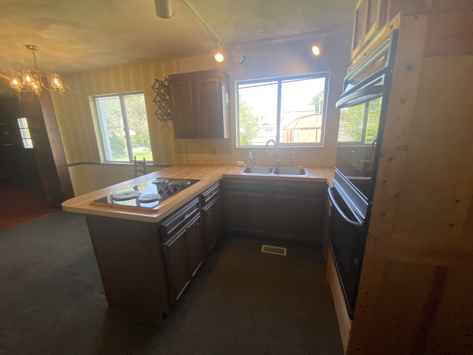 Image for 914 Carol Circle, Rossford, Ohio 43460