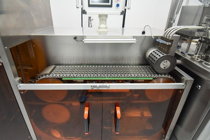 Image for ***SOLD***MJK0663 Fuchang Machinery Co. YNJP-240C Automatic Liquid Capsule Filling and Sealing System