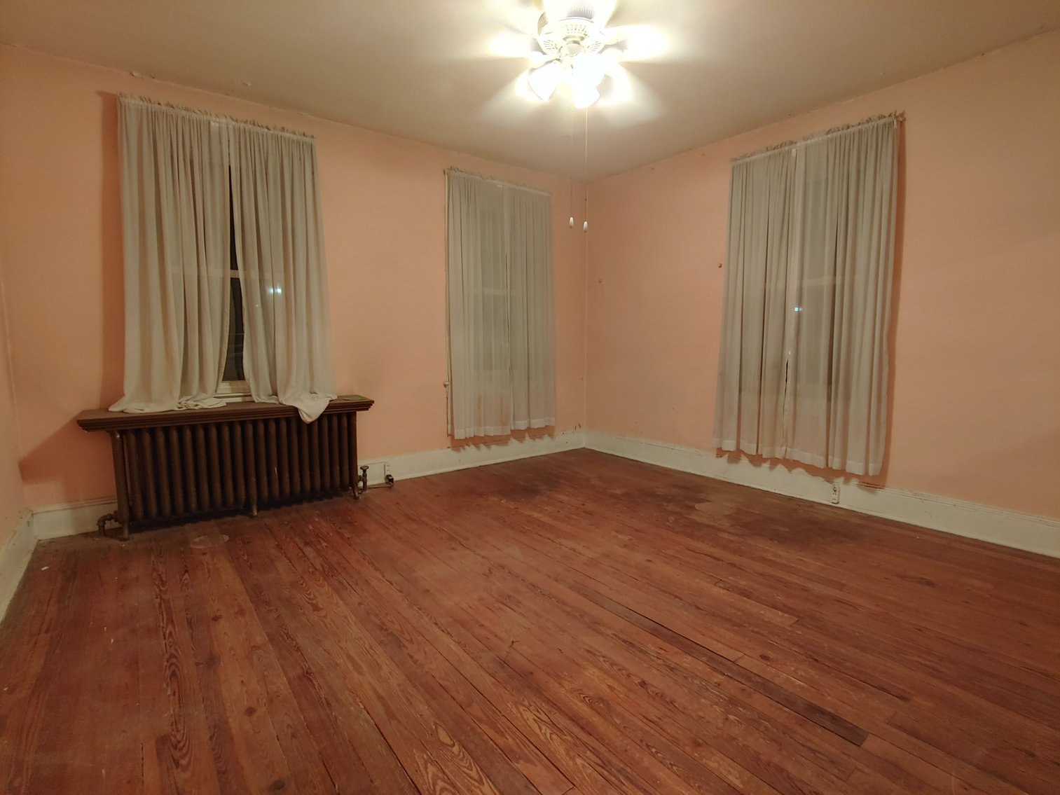 Image for 3 BR, 1¾ BA, 1660 SQ FT END UNIT BRICK TOWNHOME