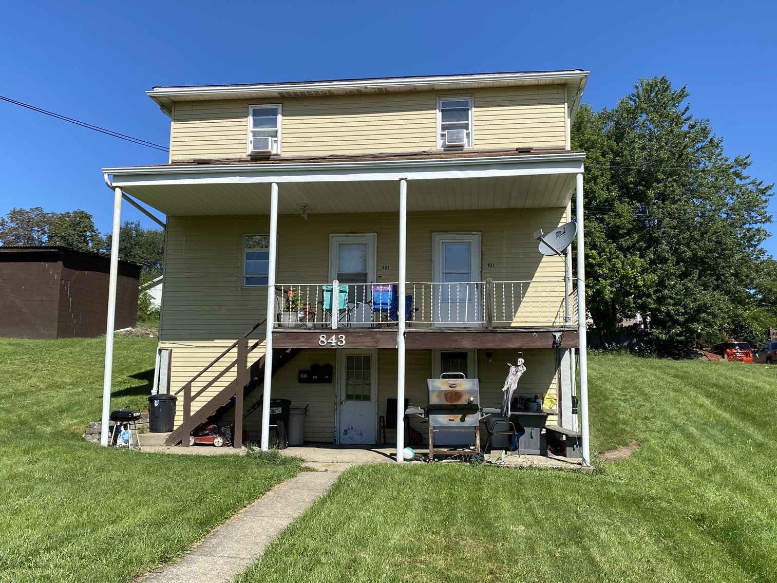 Image for SOLD $113,300 - Fully Occupied Triplex with Off-Street Parking