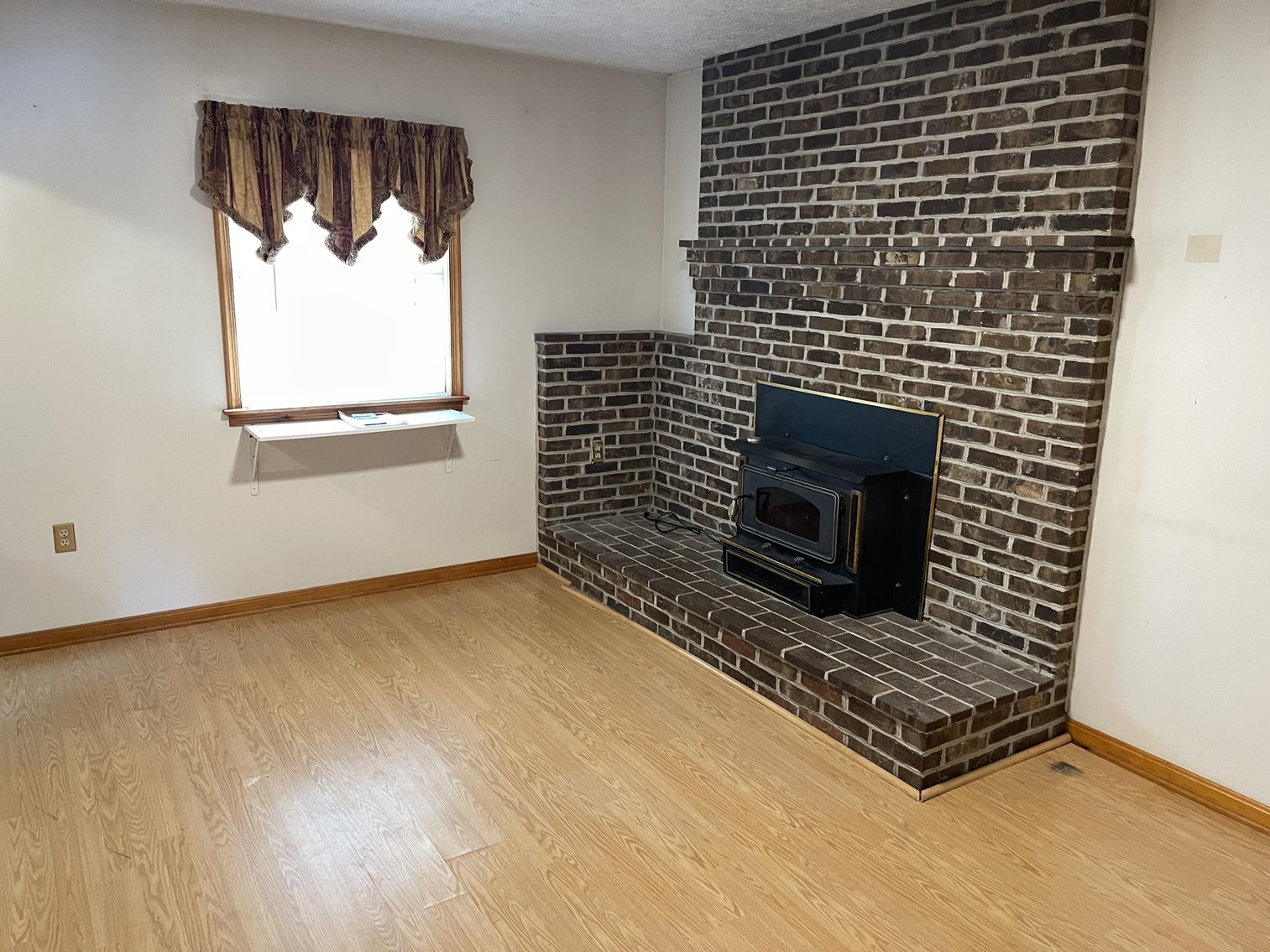 Image for 3 BR/1 BA Home w/2 Quality Shop/Garage Buildings on 3.25 +/- Acres Near I-81 & 66 in Frederick County, VA