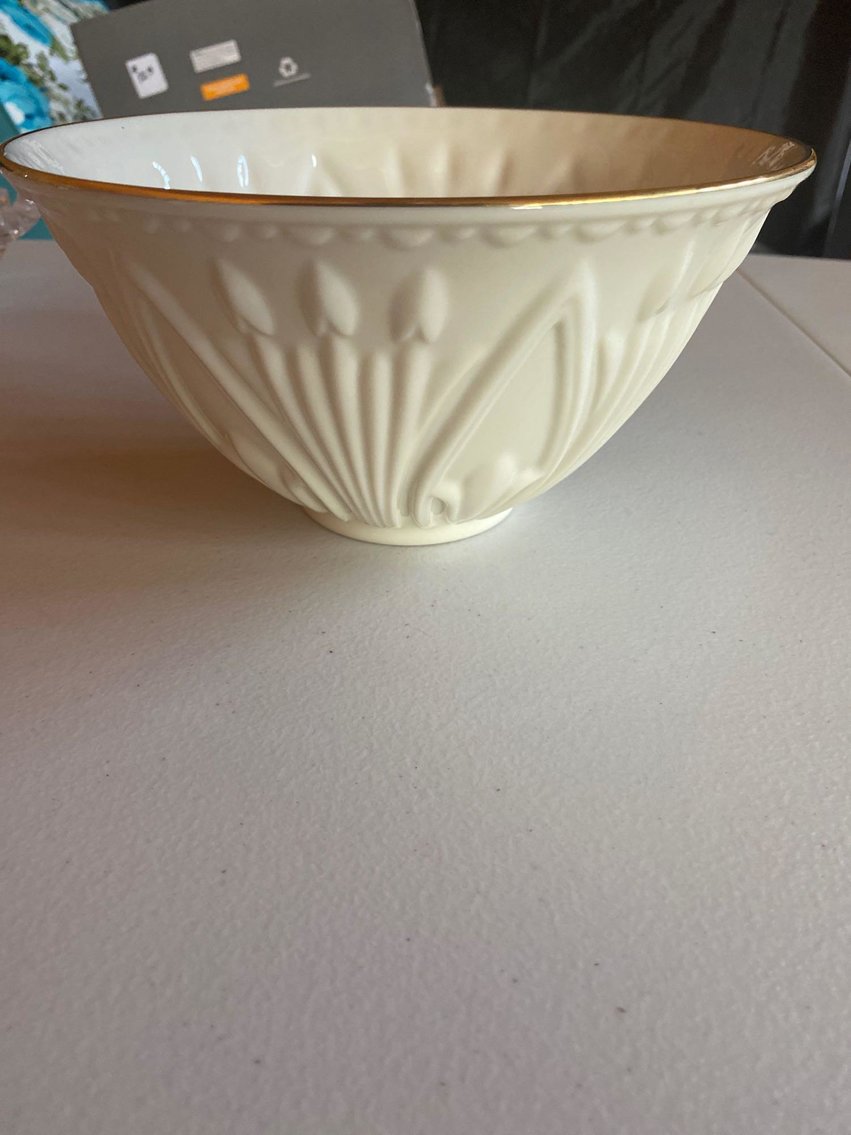 Image for Cut Glass Pieces, Furniture, Home Decor, Tools, Toys, (9) Golf Carts, Outdoor Items