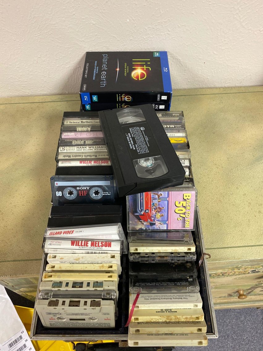 Image for Cut Glass Pieces, Furniture, Home Decor, Tools, Toys, (9) Golf Carts, Outdoor Items