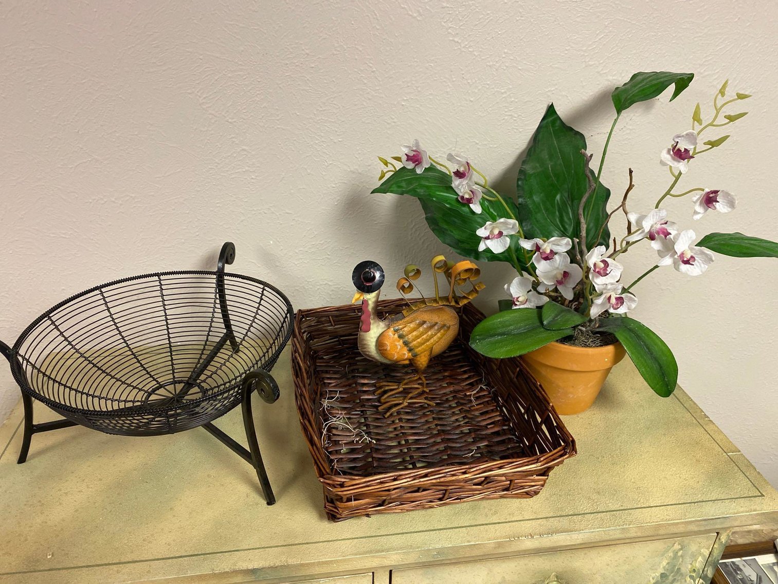 Image for Cut Glass Pieces, Furniture, Home Decor, Tools, Toys, (9) Golf Carts, Outdoor Items