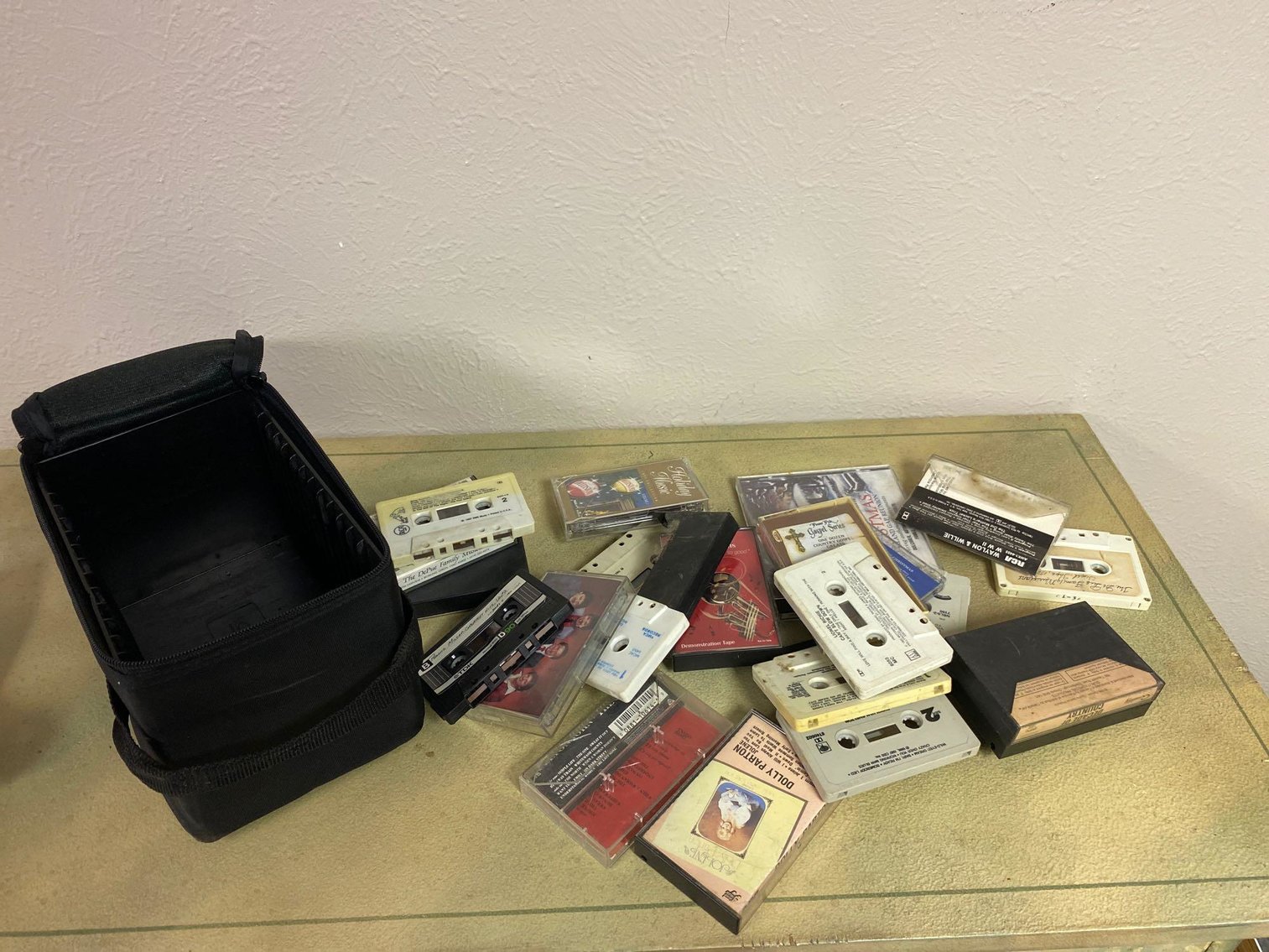 Image for Cut Glass Pieces, Furniture, Home Decor, Tools, Toys, (9) Golf Carts, Outdoor Items