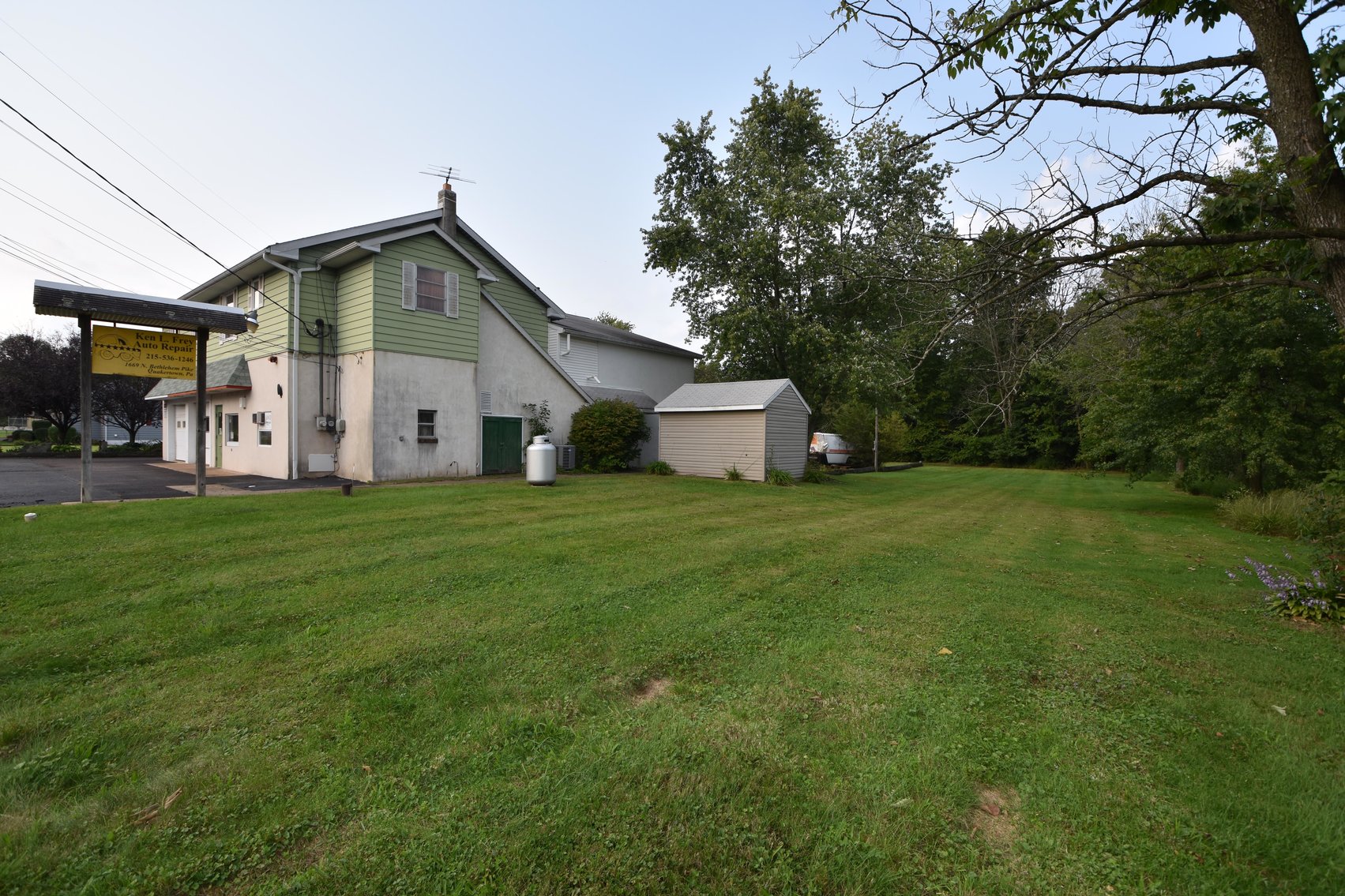 Image for Open House: Commercial Real Estate | Frey Auto Repair Shop | 1669 N. Old Bethlehem Pike, Quakertown PA 18951