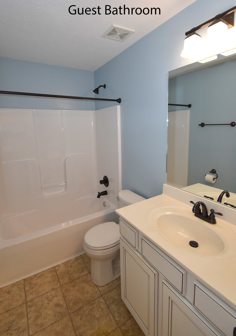 Image for Downsizing Real Estate Auction - 40272