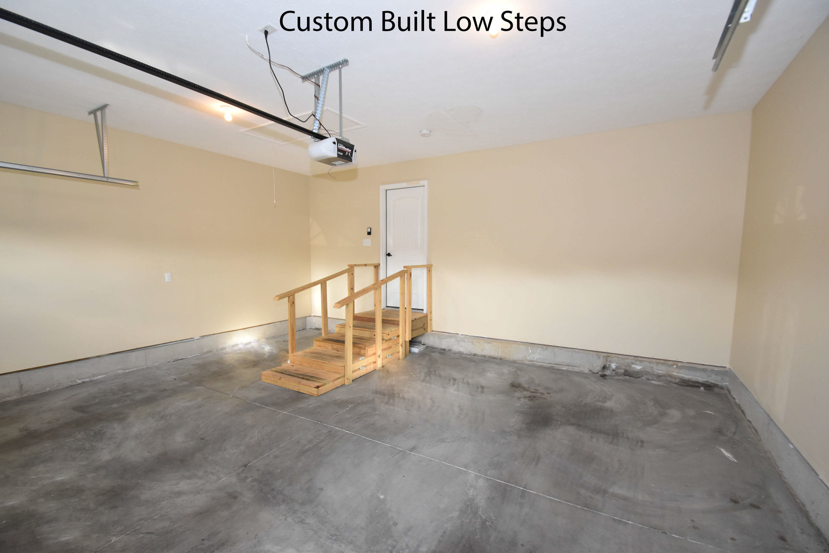 Image for Downsizing Real Estate Auction - 40272