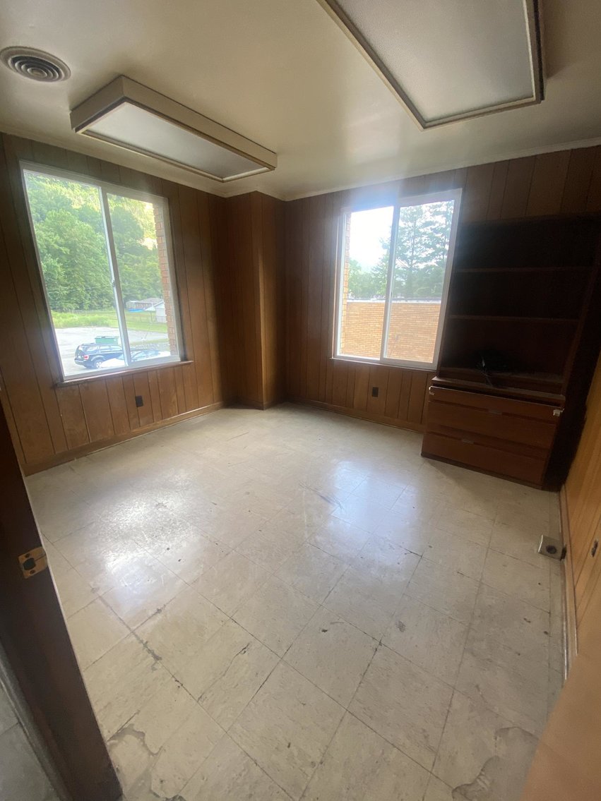 Image for SOLD $330,000 - 20,000+/- Sq Ft Warehouse on the Kanawha River