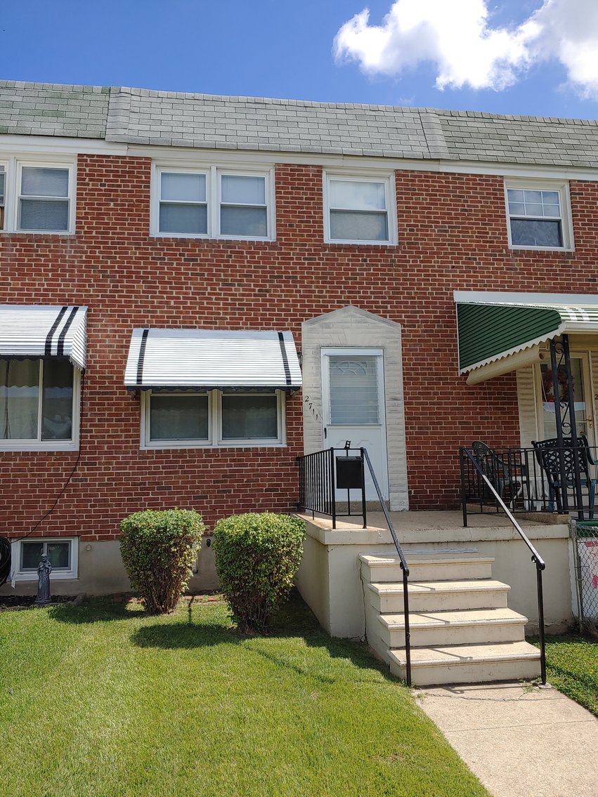 Image for 3 BR, 1.5 BA CENTER UNIT BRICK TOWNHOME