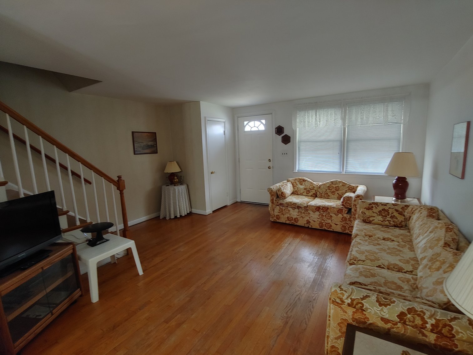 Image for 3 BR, 1.5 BA CENTER UNIT BRICK TOWNHOME