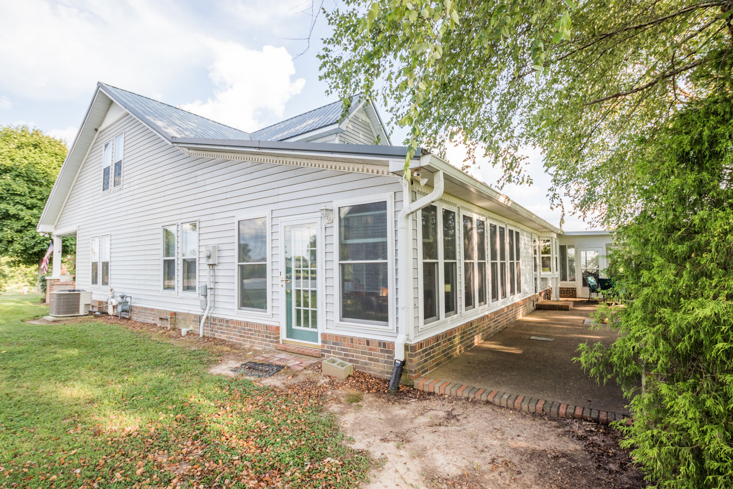 3175 Bluff Springs Road, McMinnville