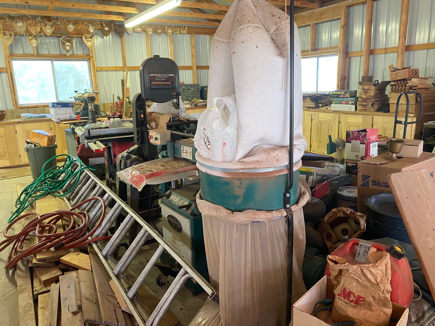 Image for PUBLIC AUCTION - SATURDAY, OCTOBER 2, 10:00 A.M.