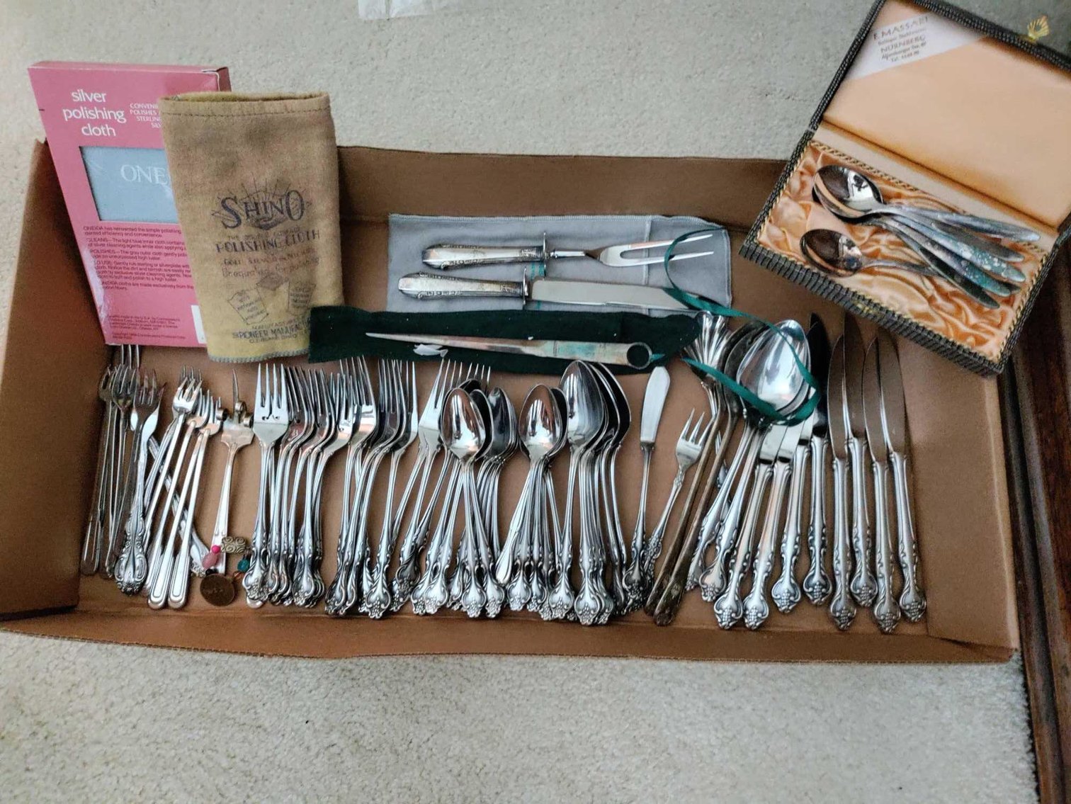 Image for Golf Accessories and Decor, Furniture, Glass, Tools, Jewelry