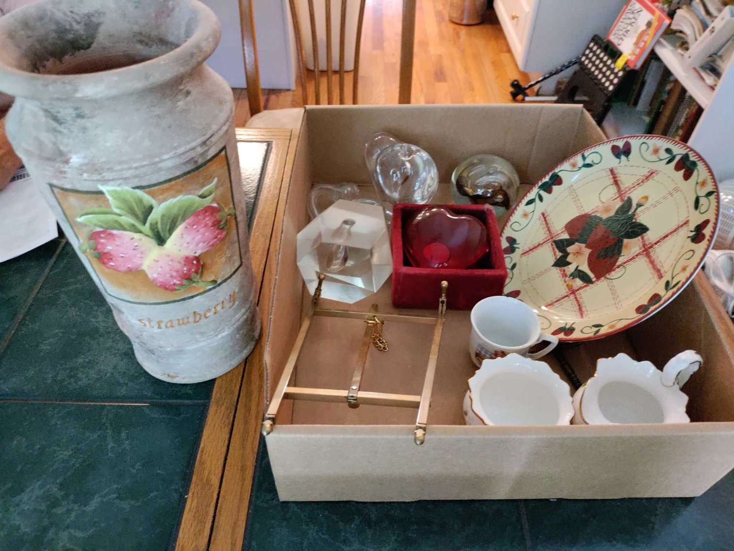 Image for Golf Accessories and Decor, Furniture, Glass, Tools, Jewelry