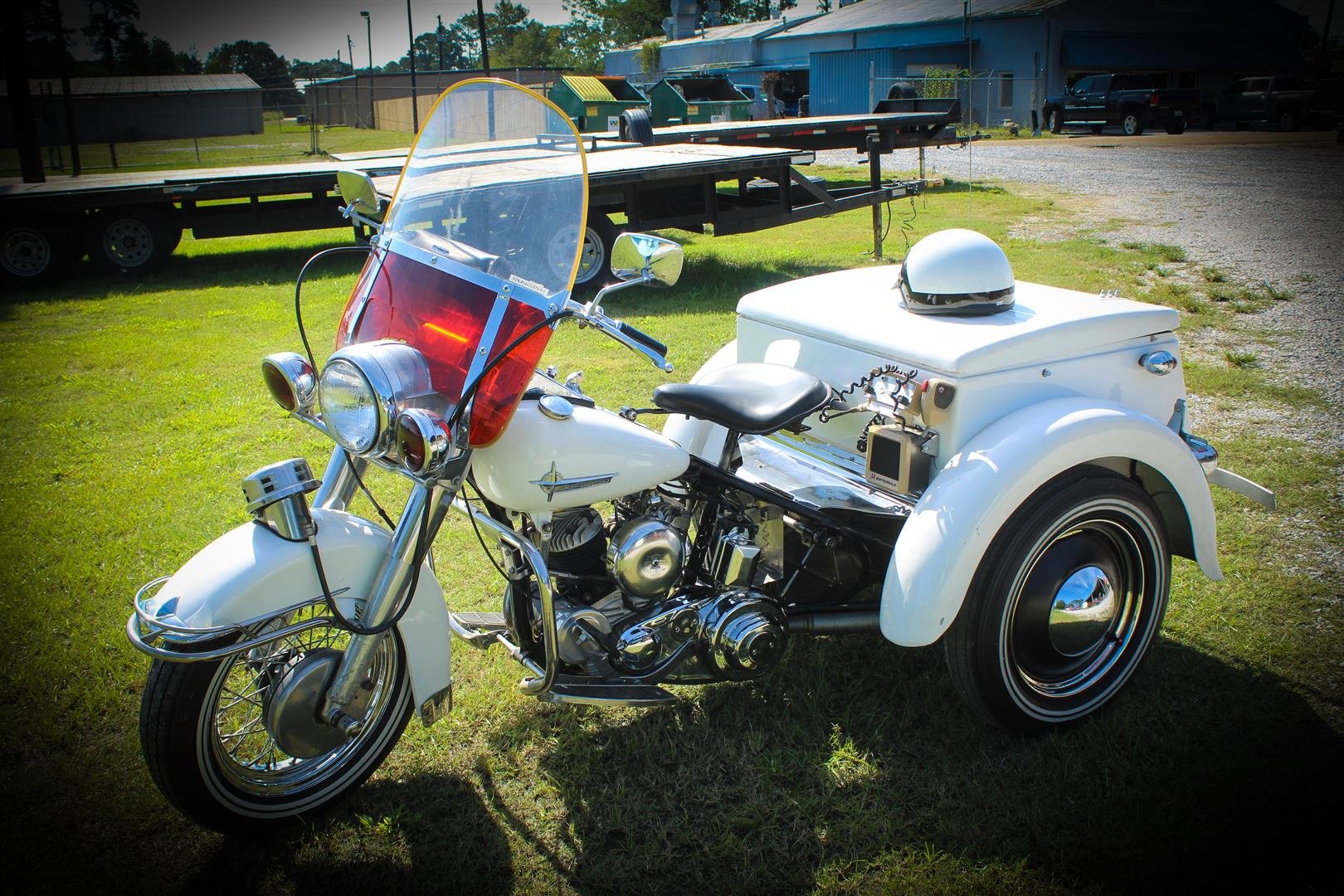 1961 HARLEY DAVIDSON POLICE EDITION SERVI-CAR