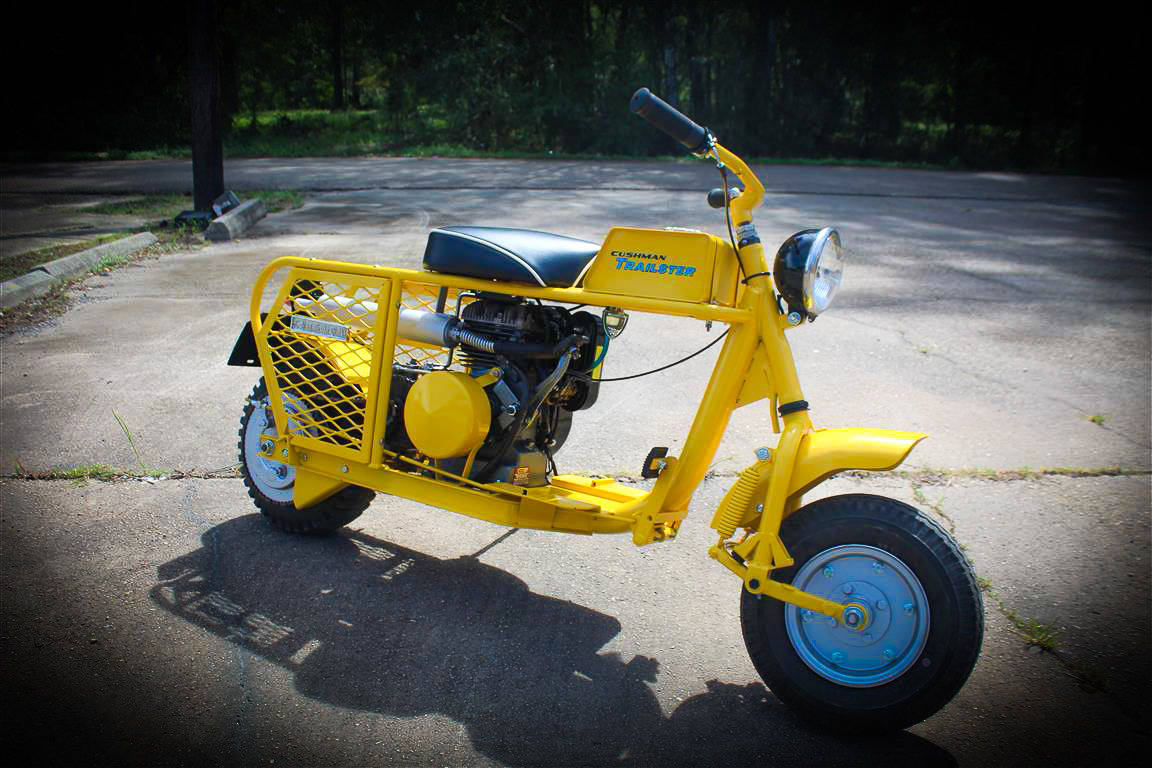 1960 CUSHMAN TRAILSTER