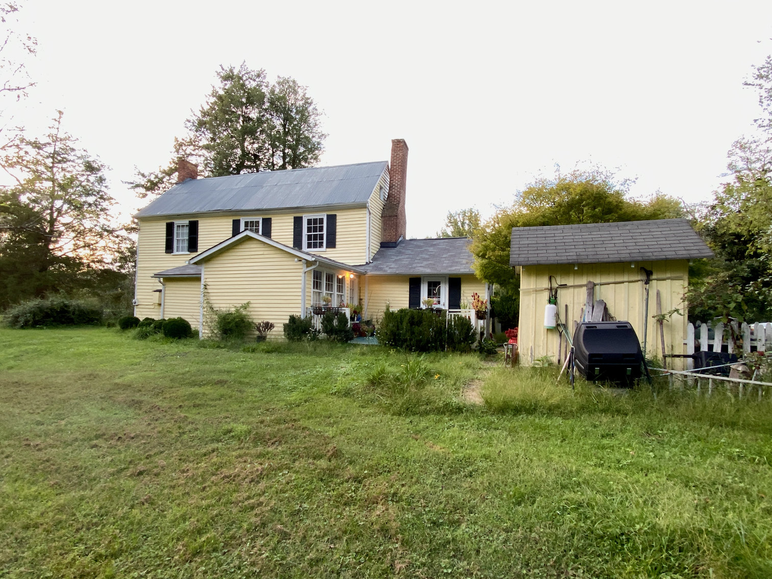 Image for Historic 3 BR Home & Several Outbuildings on 4 +/- acres in Stafford County, VA--SELLS to the HIGHEST BIDDER!!