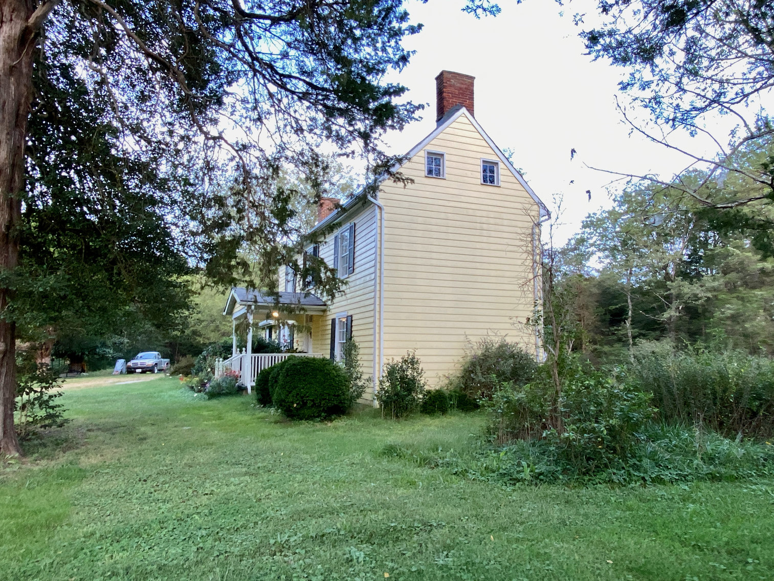 Image for Historic 3 BR Home & Several Outbuildings on 4 +/- acres in Stafford County, VA--SELLS to the HIGHEST BIDDER!!