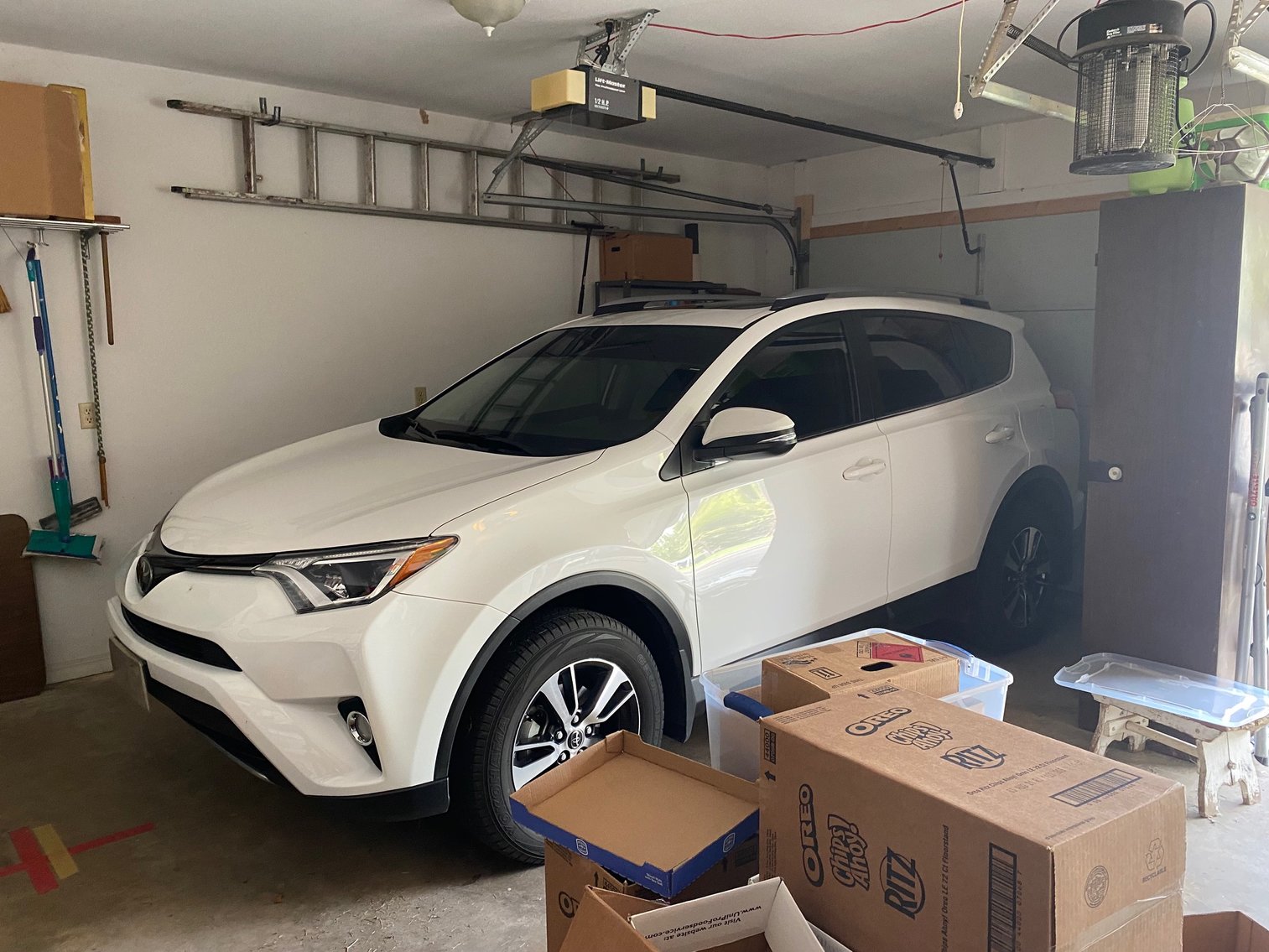 Image for PUBLIC AUCTION - SATURDAY, OCTOBER 16, 10:00 A.M.