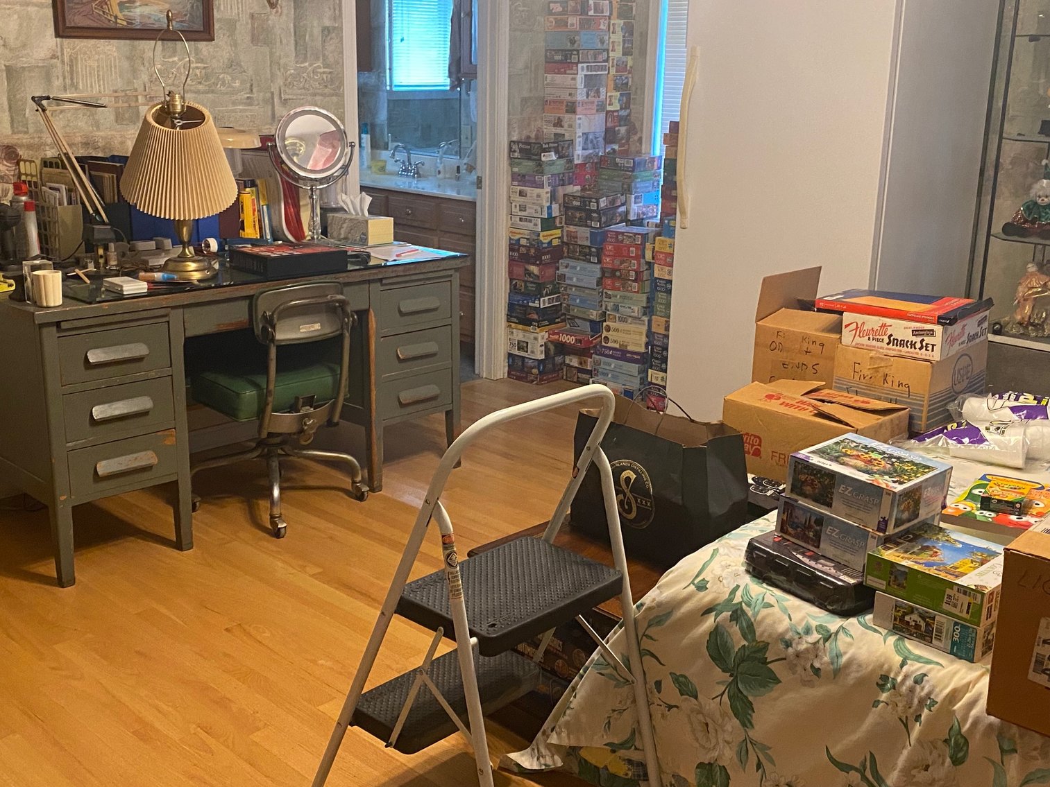 Image for PUBLIC AUCTION - SATURDAY, OCTOBER 16, 10:00 A.M.