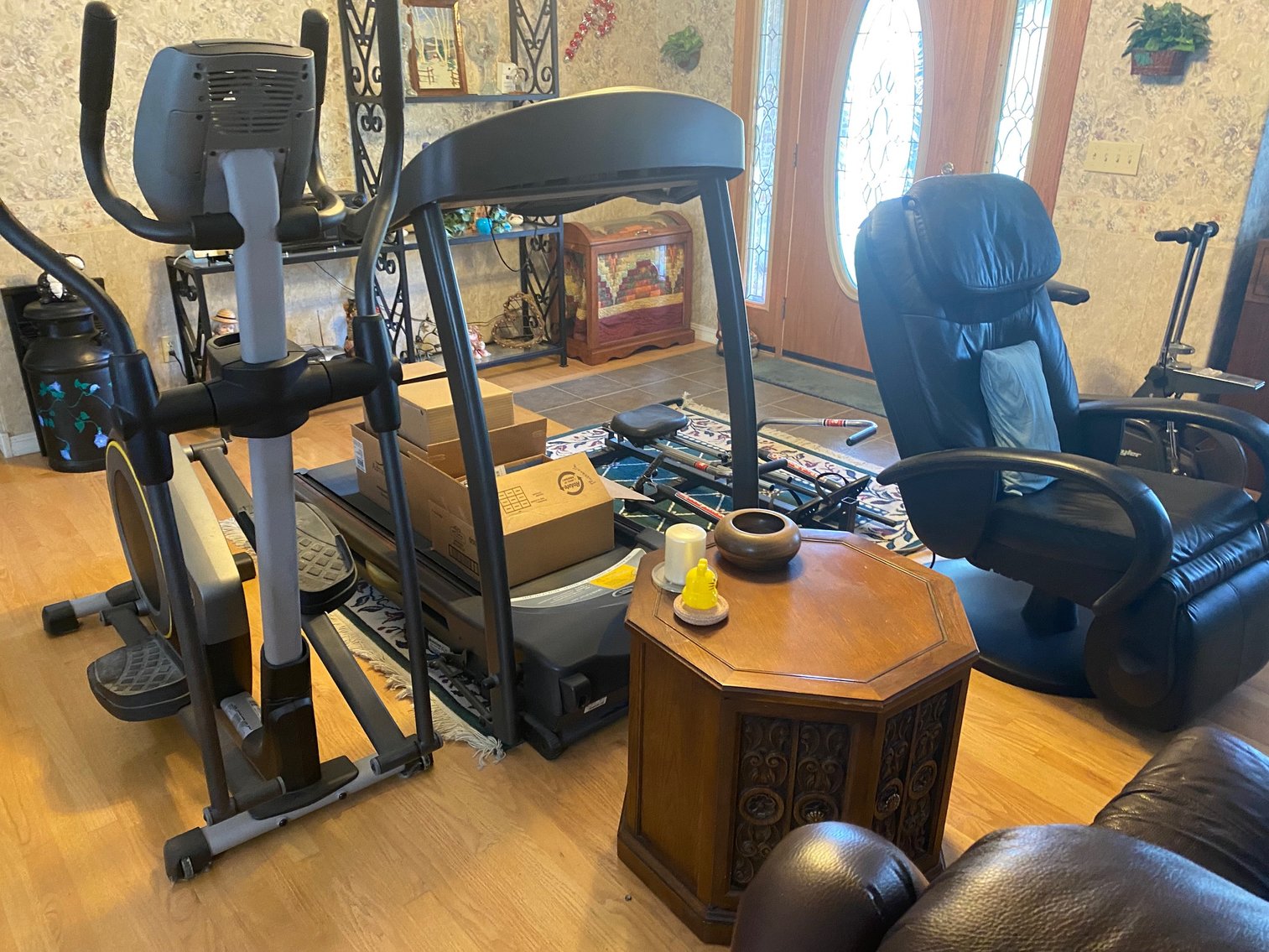 Image for PUBLIC AUCTION - SATURDAY, OCTOBER 16, 10:00 A.M.