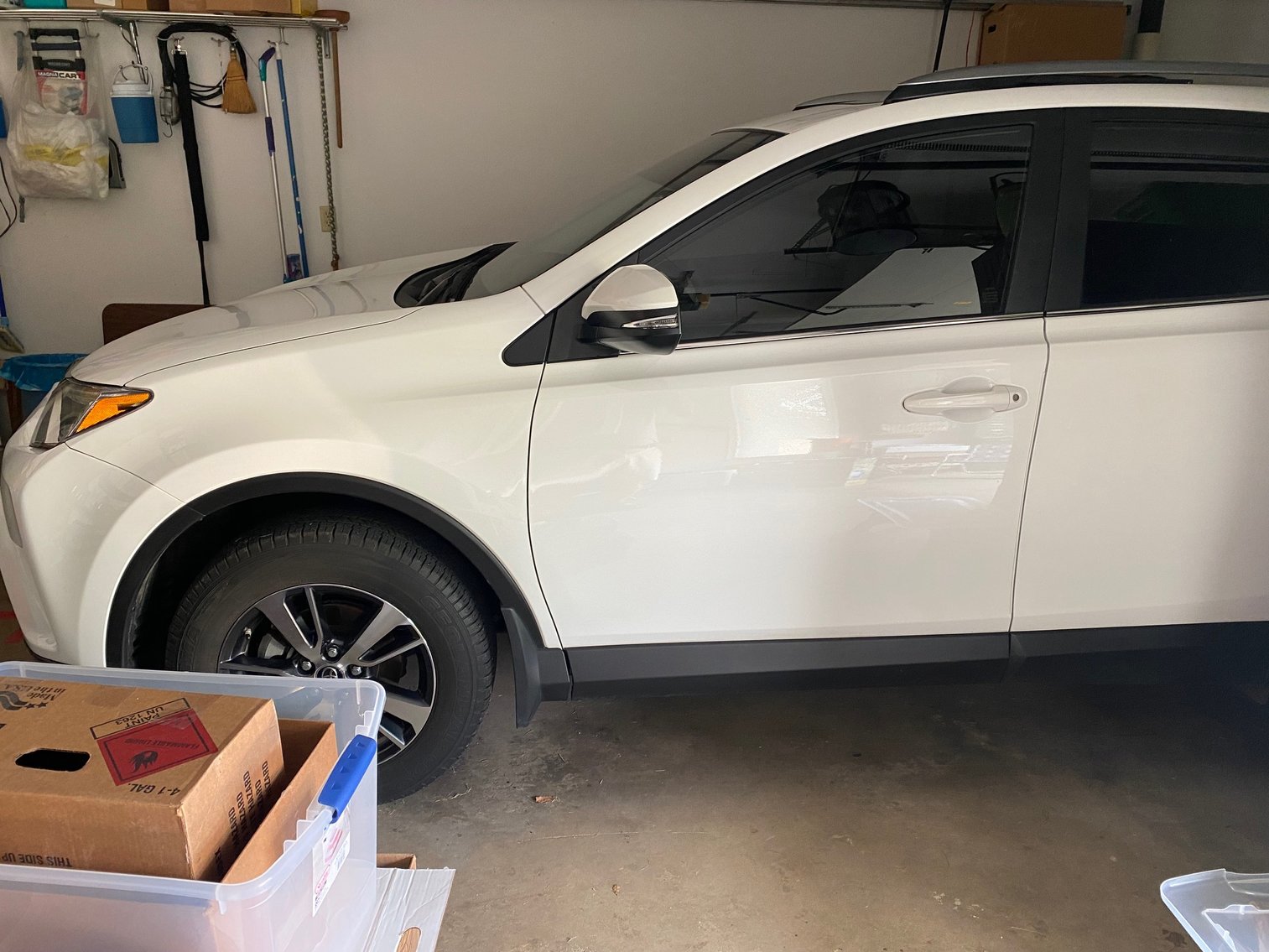 Image for PUBLIC AUCTION - SATURDAY, OCTOBER 16, 10:00 A.M.