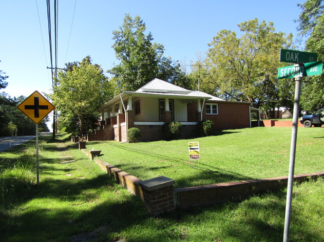 Image for Single Family Home | 1,551 ± SF | 3 BR / 2 BA | 347 2nd Ave, Alberta, VA 23824 | Estate Settlement | Auction