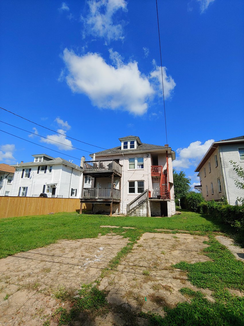 Image for 7 BR, 3 BA LARGE 2½ STORY HOME