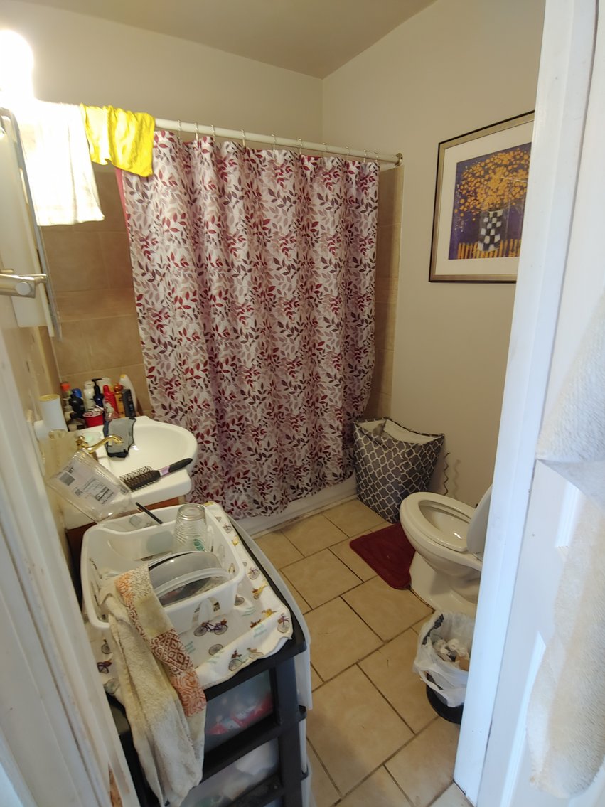 Image for 7 BR, 3 BA LARGE 2½ STORY HOME