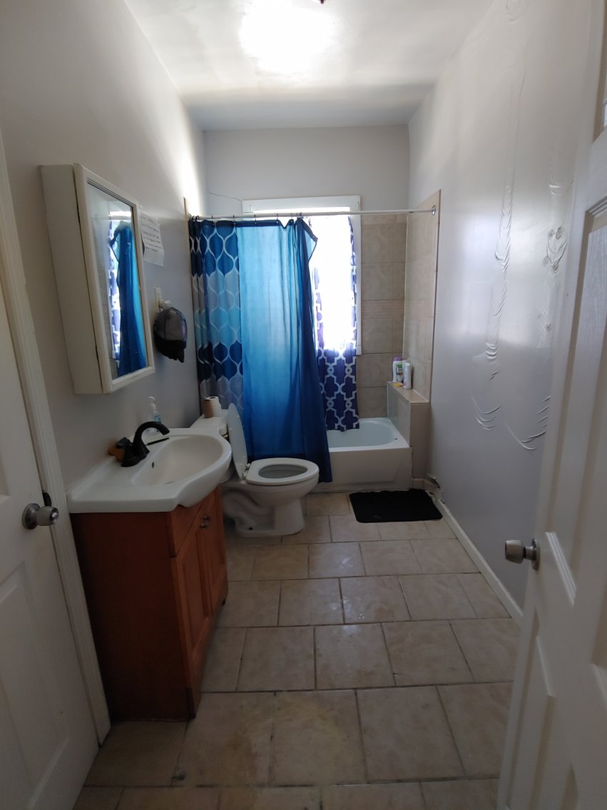 Image for 7 BR, 3 BA LARGE 2½ STORY HOME