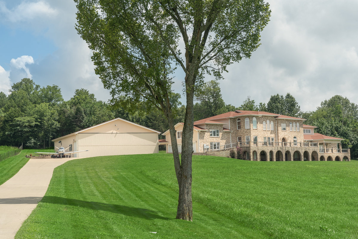 Image for A Fly-In Luxury Estate in Shelbyville, Tennessee