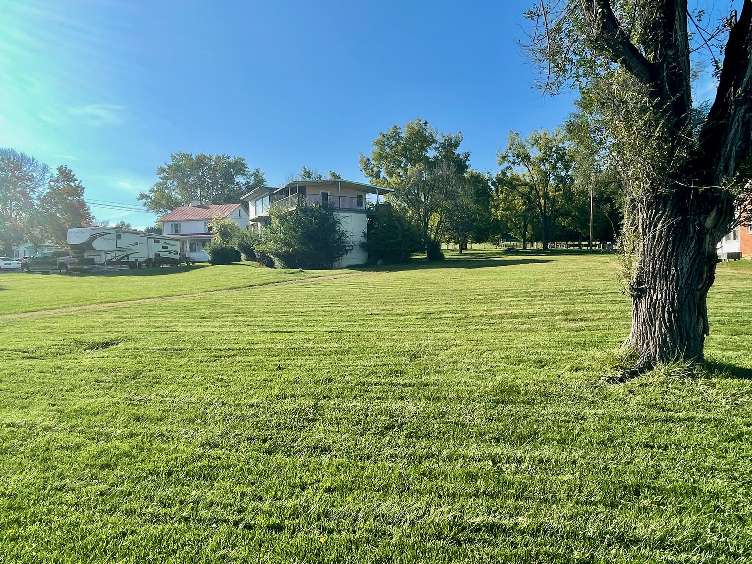 Image for 1.11 +/- Acres w/4 BR/2 BA Structure Fronting Rt. 11 (Lee Hwy.) in Augusta County, VA--SELLING to the HIGHEST BIDDER!!