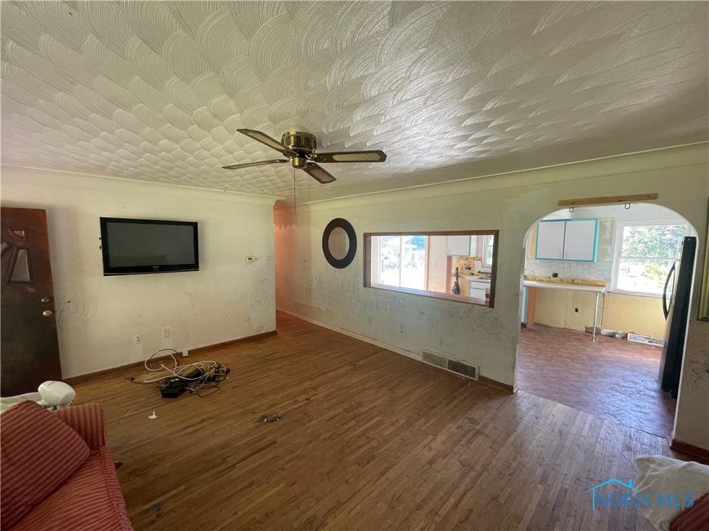 Image for MINIMUM BID AUCTION! $149,000 9825 Monclova Road