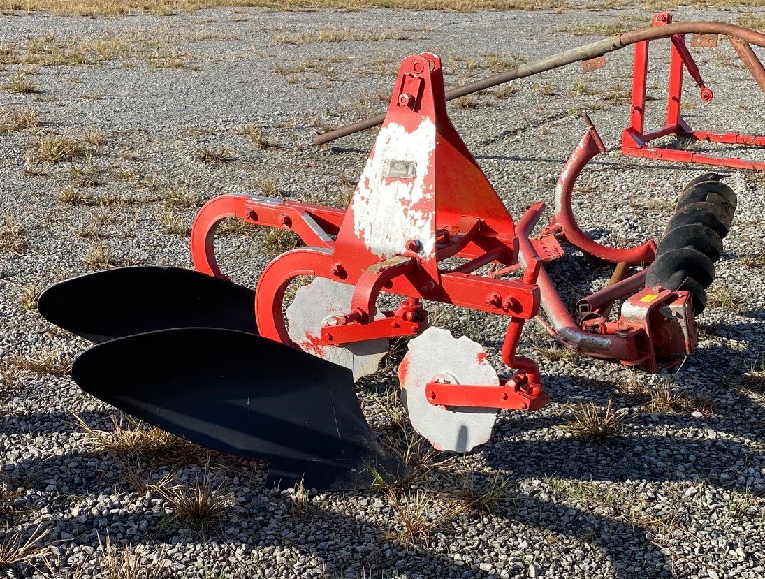 Dearborn Model 10-156 +/-17" 2 Bottom Plow 3Ph SN: 43970