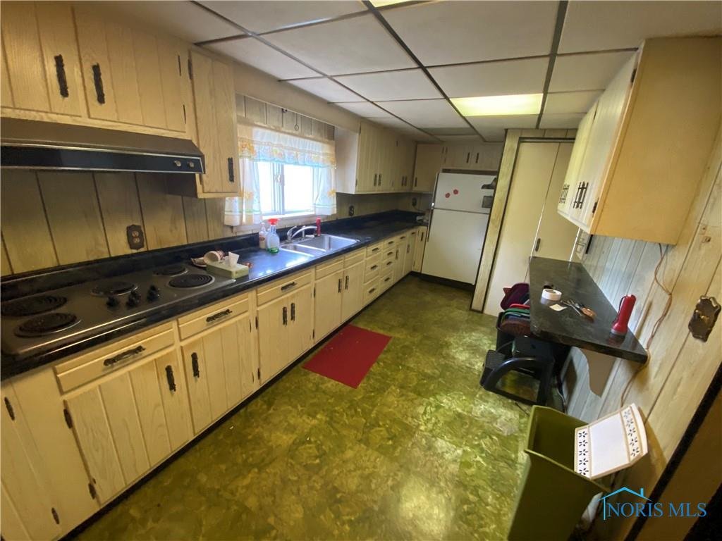 Image for MINIMUM BID AUCTION $50,000! 328 W Park St